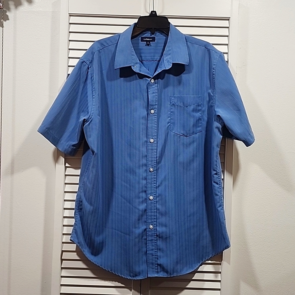 Croft & Barrow LIght Blue Button Up